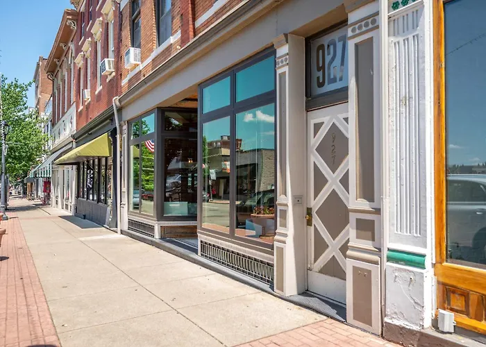3 Newport Lofts, Near Cincy, Sleeps 10