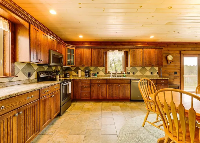The Hideaway In Downeast Maine: Walk To Ocean