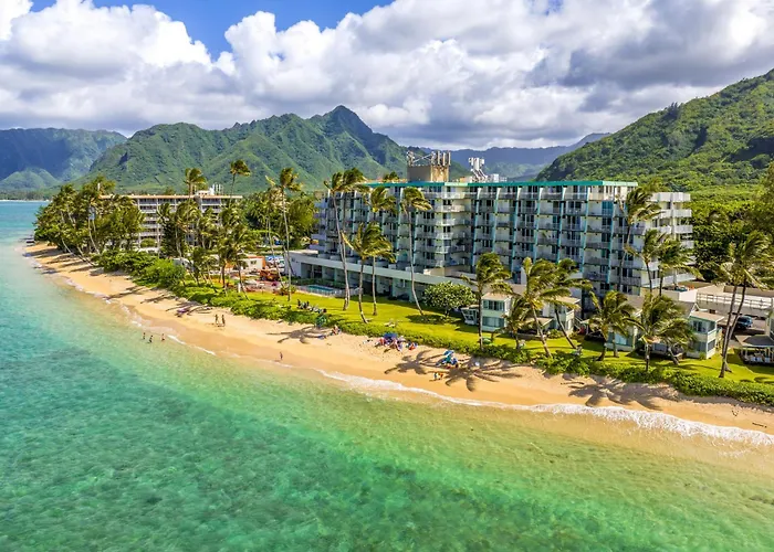 Beachfront Penthouse W/ 3 Lanais On O'Ahu!
