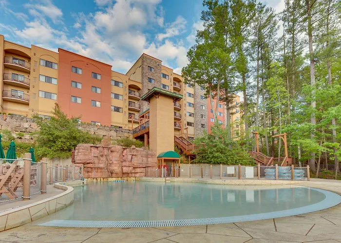 1St-Floor Wisconsin Resort Condo W/ Patio!