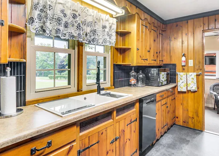< 1 Mi To Raystown Lake: Family-Friendly Cottage!
