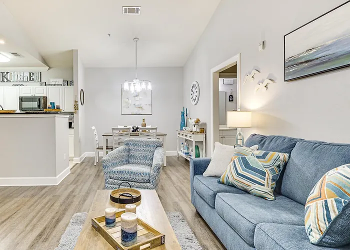 3 Mi To Owa: Modern Condo W/ Resort Pool!