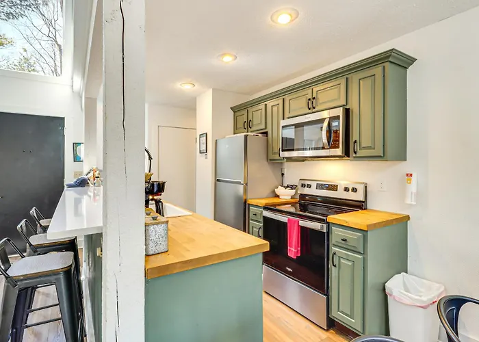 Steps To Jack Frost Ski Resort: Townhome W/ Decks