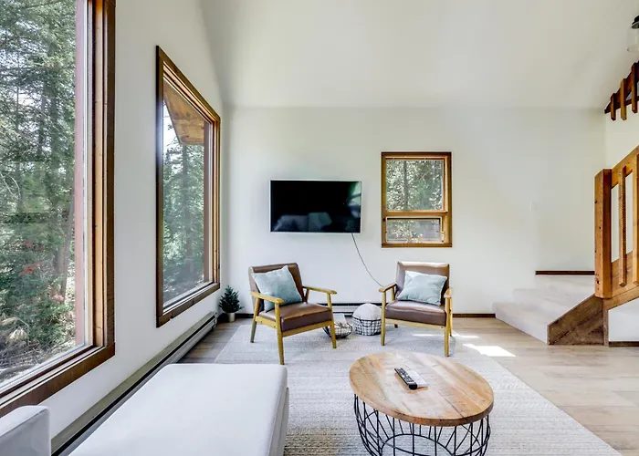 Steps To Crystal River: Hideaway W/ Mountain Views