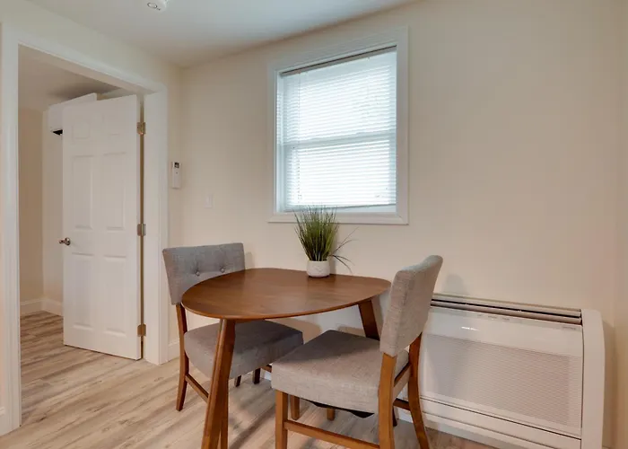 3 Mi To Main Street: Newly Renovated Wareham Apt!