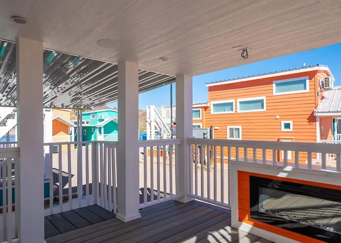 Rockstar | Private Hot Tub | Deluxe River Views At Roadrunner Resort