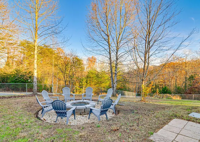 2 Mi To Lake Cumberland Access: Home W/ Grill