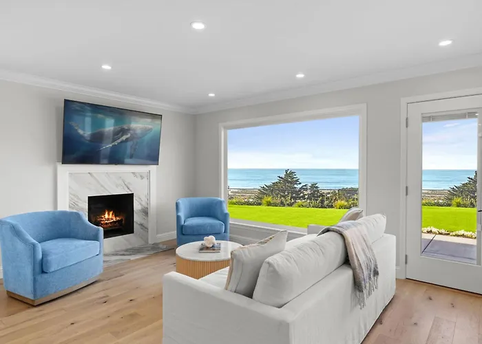 Luxurious Private Coastal Home Hot Tub & Ocean Views Near San Francisco