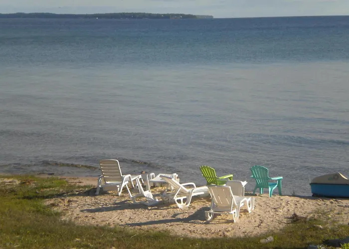 Baypointe Cottage 6