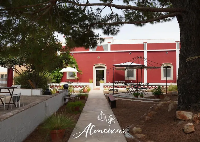 Guest House Almeixar