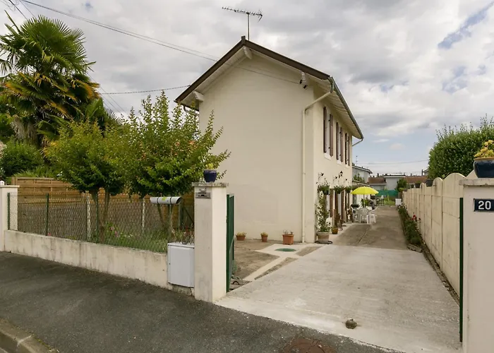 Charming Stay In Heart Of Dax