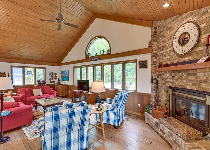 Private Dock & Stunning Views: Corey Lake Getaway!