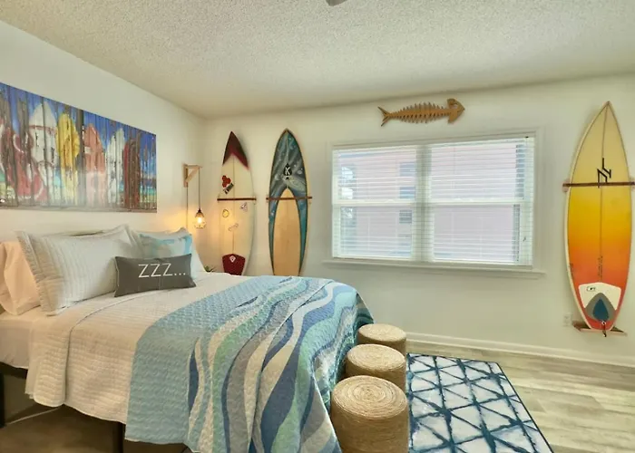 Beachfront With Heated Pool, 60 Seconds To Beach