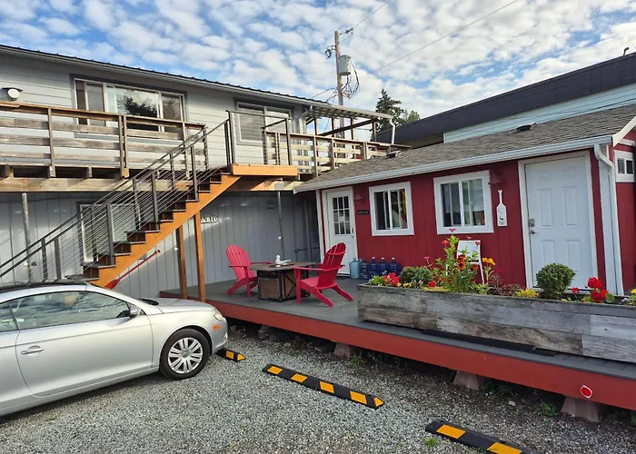 2Nd Floor Studio #4 With Ocean View And Covered Deck