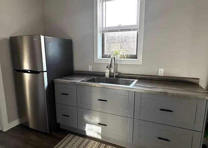 Downtown Minimalist Apartment