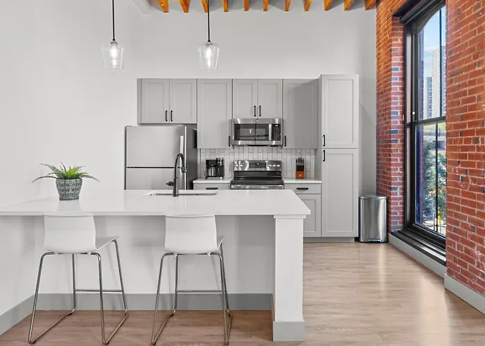 Brick & Bed Riverfront Lofts, G 203