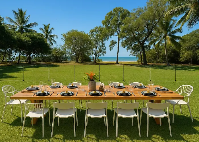 Da White Beachfront House Near Palm Cove