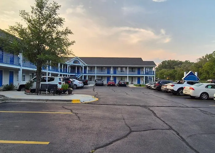 Fontana Village Inn