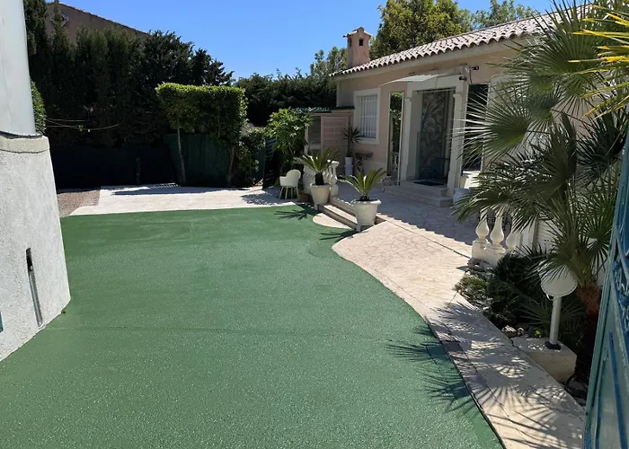 9 Chambres Spa Hamman Sauna Piscine Chauffee Poss