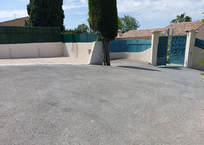 9 Chambres Spa Hamman Sauna Piscine Chauffee Poss