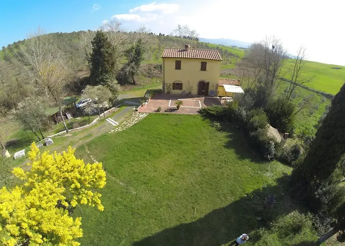 Escape In Rosignano Hills