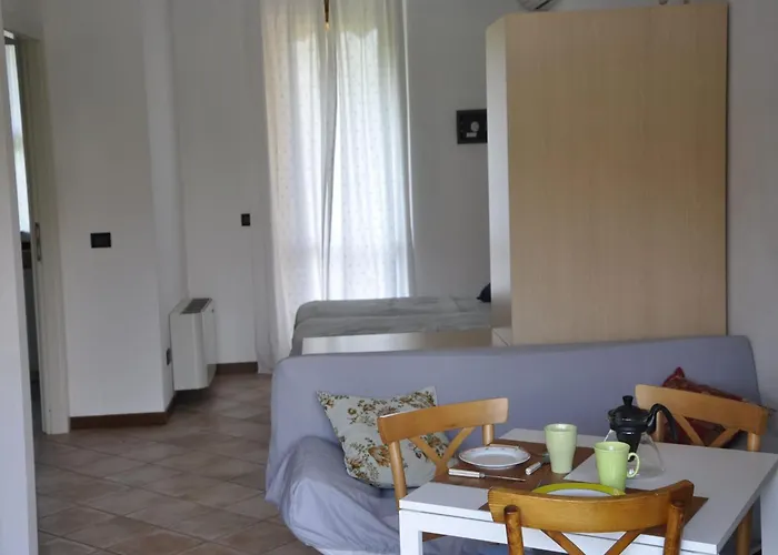 Charming Holiday Home In Lazise With Swimming Pool