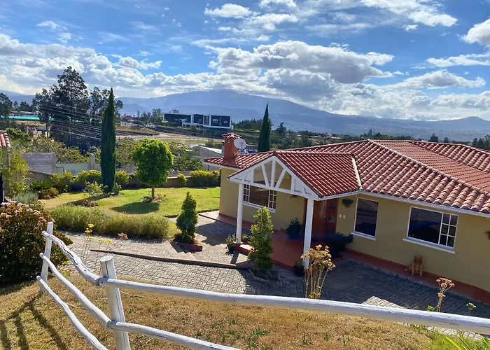 Las Hortensia'S Casa De Huespedes - Cerca Del Aeropuerto