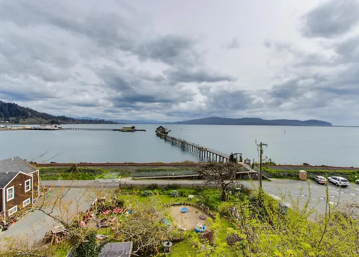 Fisherman'S Dream Boat House