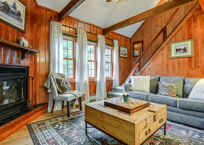 Honey Paws Inn: Wilmington Home 6 Mi To Mount Snow