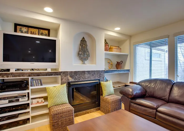 Grand Junction Abode ~ 2 Miles To Wineries & Golf!