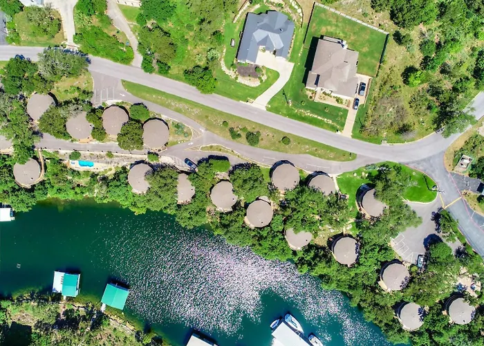 Texas Star #13 - Treehouse Retreat With Pool Access