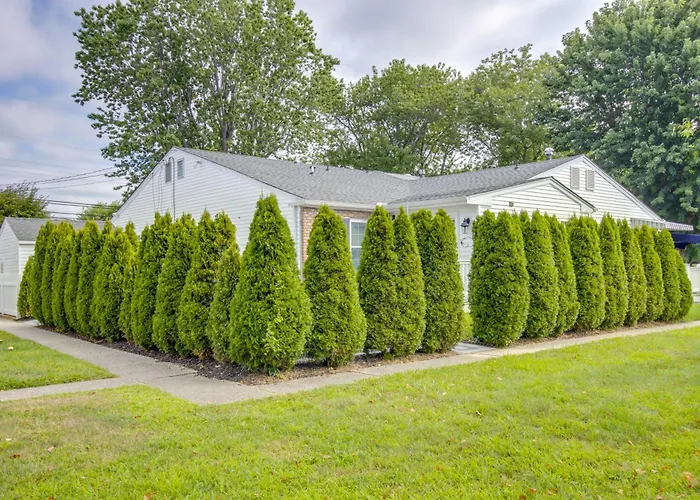 Cape May Quad W/ Grill - 7 Blocks To Beach!