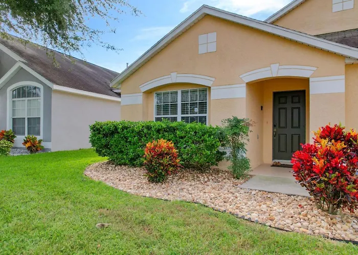 4Br Themed Home W Pool & Hot Tub