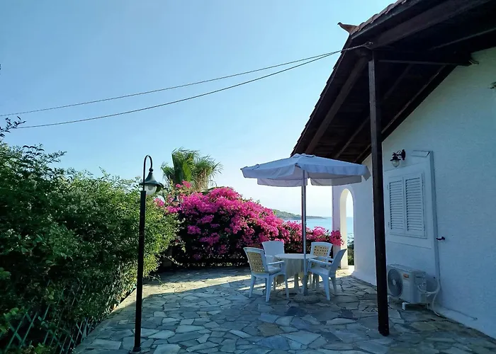 Votsalo Summer House By The Beach