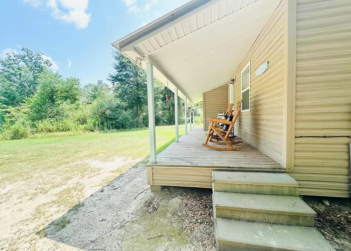 Milk Hand House.. Peaceful 1 Bedroom Cabin