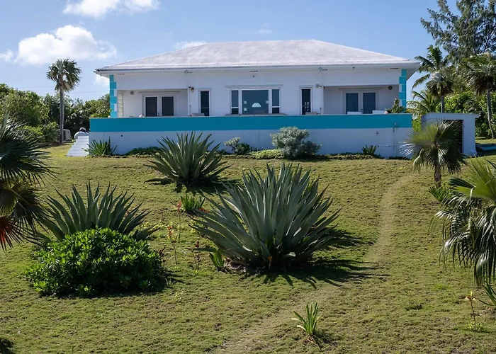 Aqua Vista Home