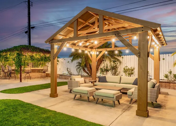 Peaceful Home Near Beach & Disneyland