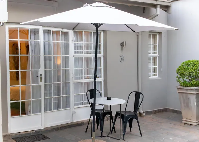 Khayamanzi Guesthouse