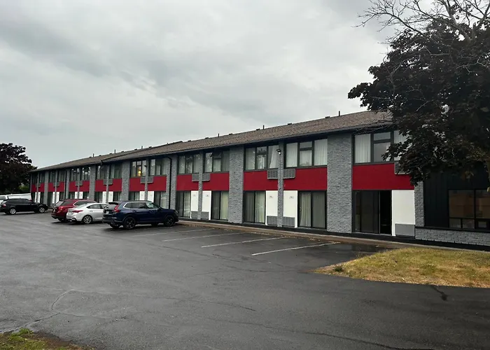 Ramada By Wyndham Kingston