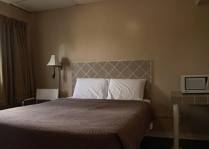 Pleasant Stay Motel