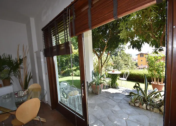 Chalet By Lake Maggiore With Garden Views