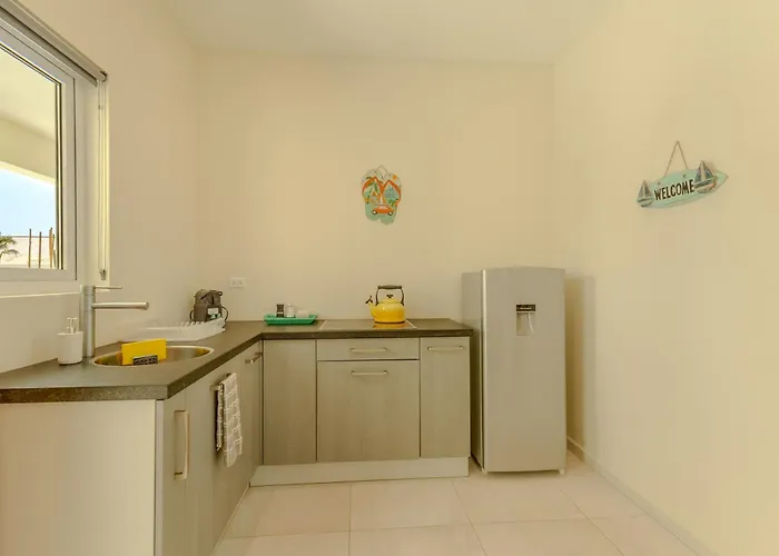 Hideout Suites - From Eagle Beach