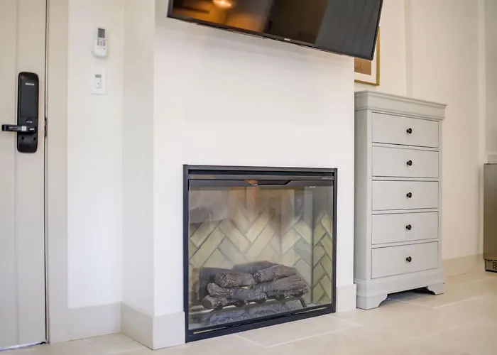 Casa Valerio - Boutique Suites In Downtown Santa Barbara
