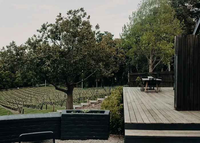 Cassis Red Hill