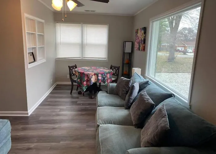 3 Bedroom Cozy Home Minutes From Tims Ford Lake