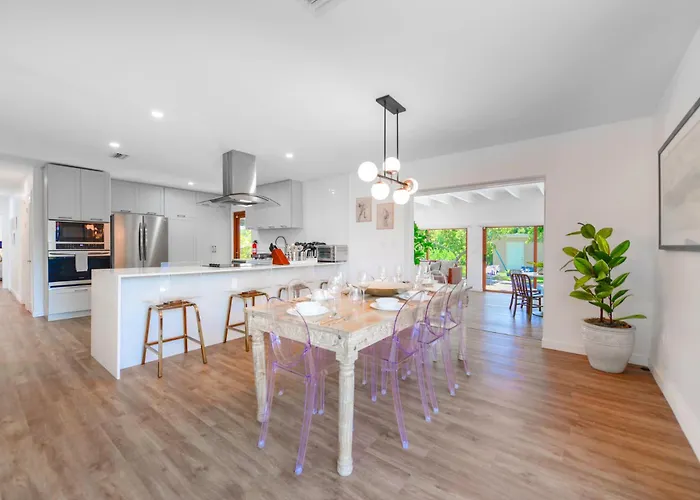 Family-Friendly 4Br House With Pool In Westchester Miami