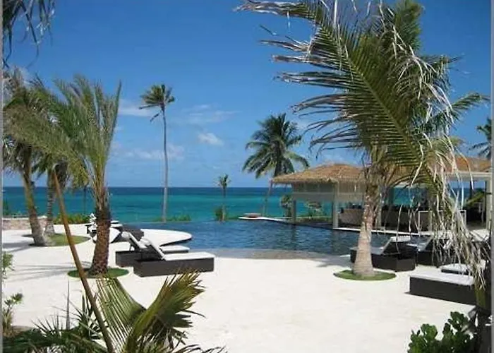 Sky Beach Club Bungalow Cabin