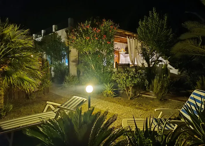Garden & Sea