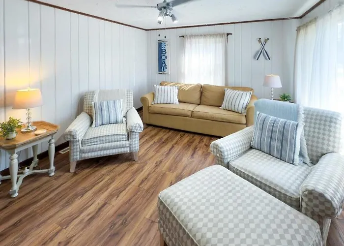 Lake Huron Getaway By Arc Vacation Rentals
