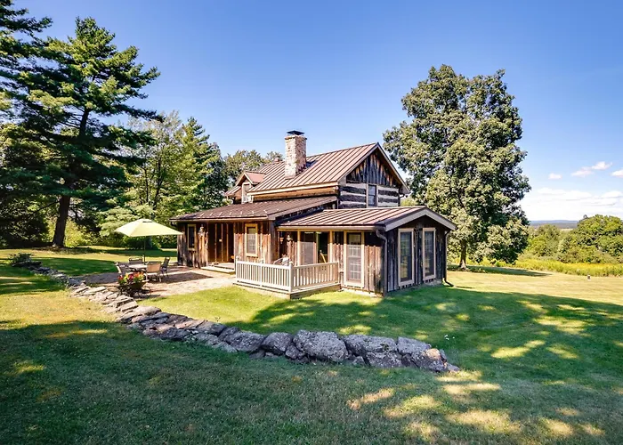 Cabin Vacation Rental ~ 8 Mi To Penn State!